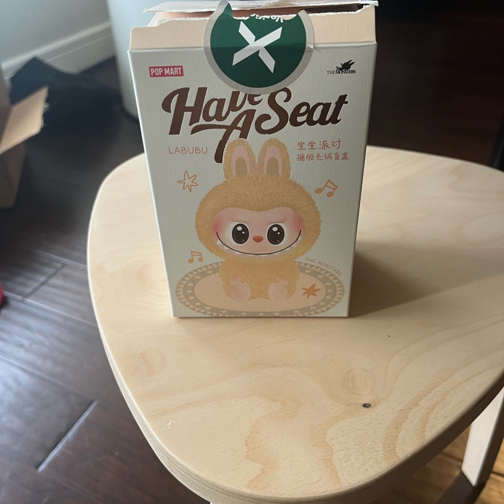 Pop Mart Labubu 'Have A Seat' Figure
